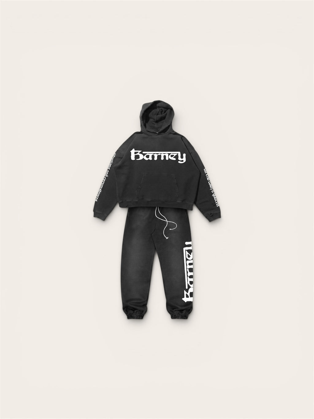 CHILL SWEATSUIT
